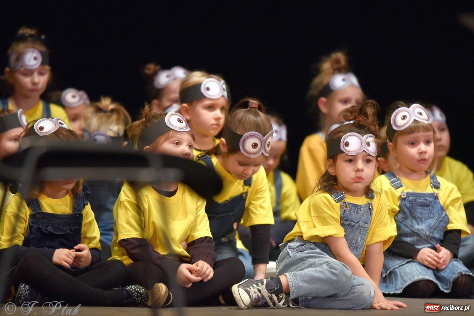 Zdjęcie w galerii na portalu naszraciborz.pl: Dzień Babci i Dziadka w Strzesze [FOTO i WIDEO] wiadomości z regionu