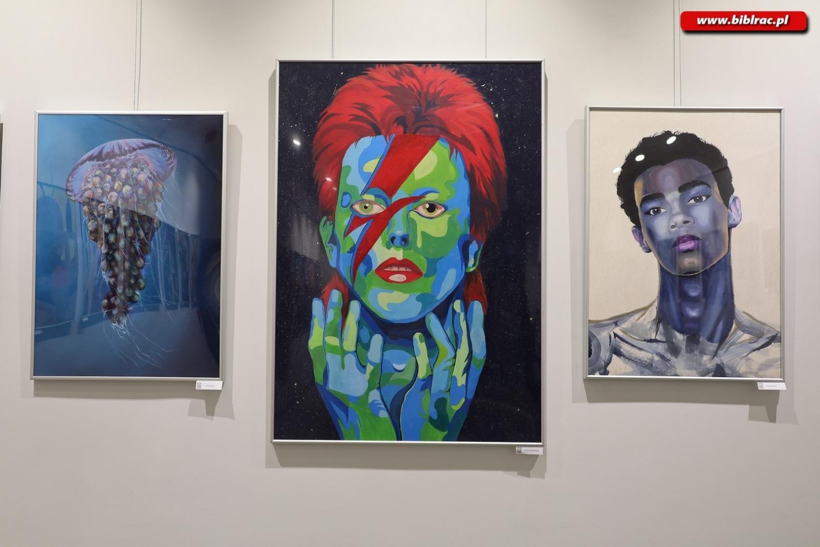 Zdjęcie w galerii na portalu naszraciborz.pl: Uczniowie z Plastyka pokazali swoje prace w Gawrze wiadomości z regionu