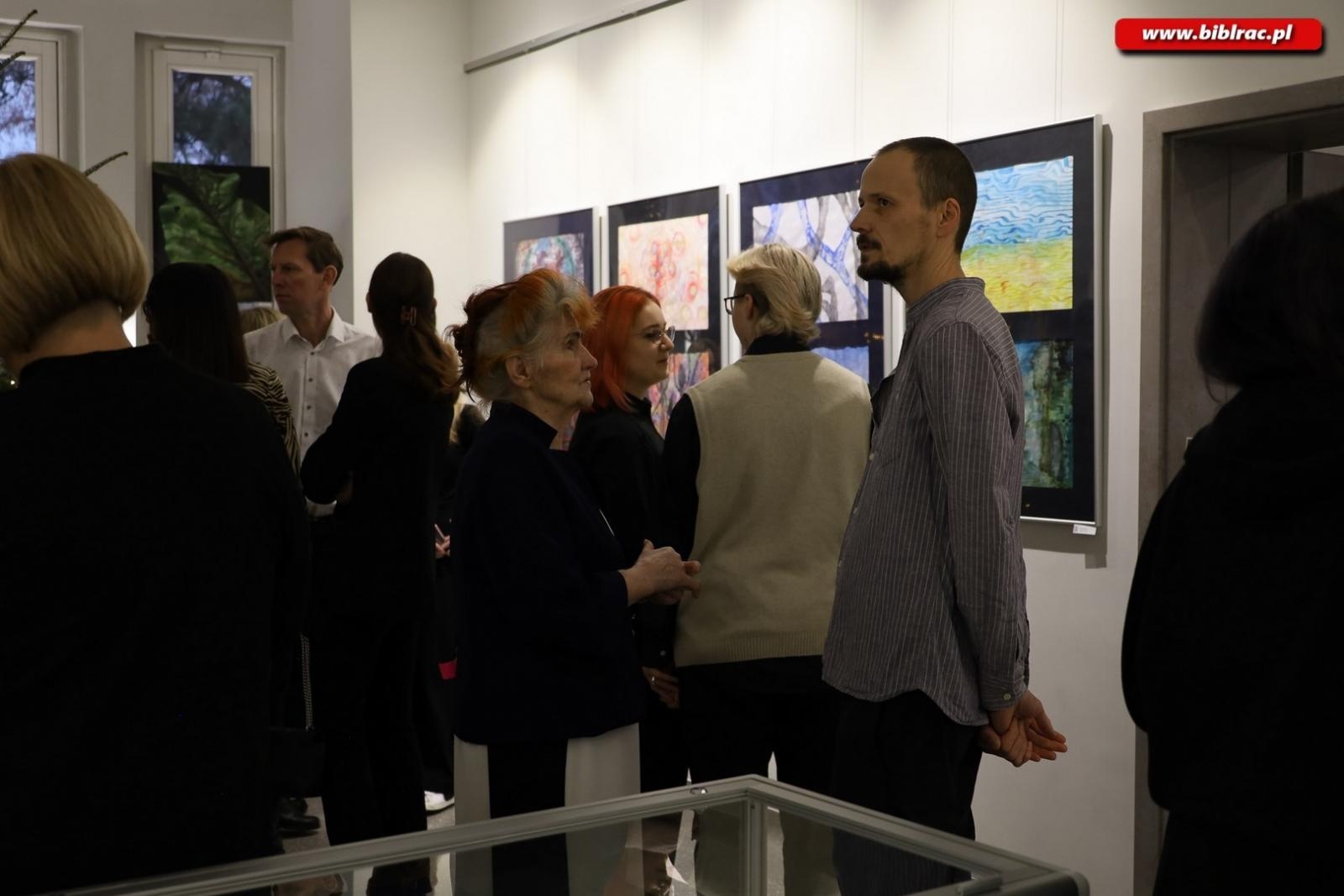 Zdjęcie w galerii na portalu naszraciborz.pl: Uczniowie z Plastyka pokazali swoje prace w Gawrze wiadomości z regionu