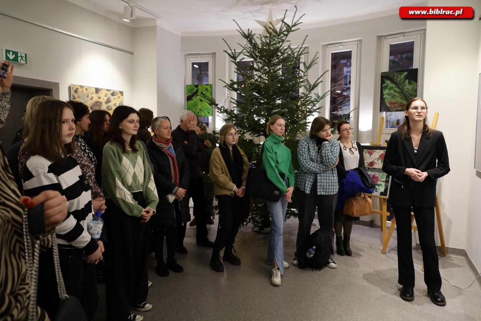 Zdjęcie w galerii na portalu naszraciborz.pl: Uczniowie z Plastyka pokazali swoje prace w Gawrze wiadomości z regionu