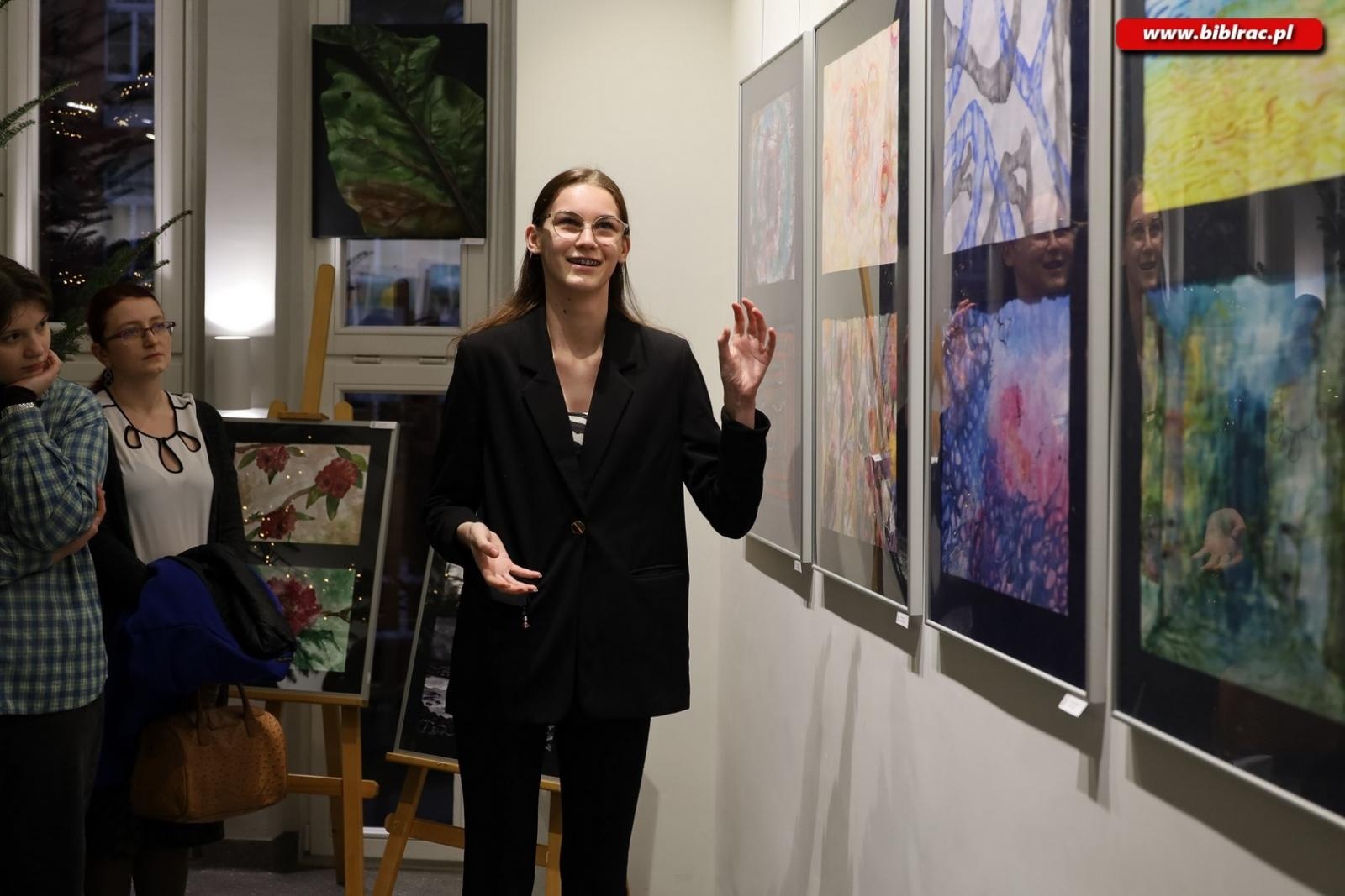 Zdjęcie w galerii na portalu naszraciborz.pl: Uczniowie z Plastyka pokazali swoje prace w Gawrze wiadomości z regionu