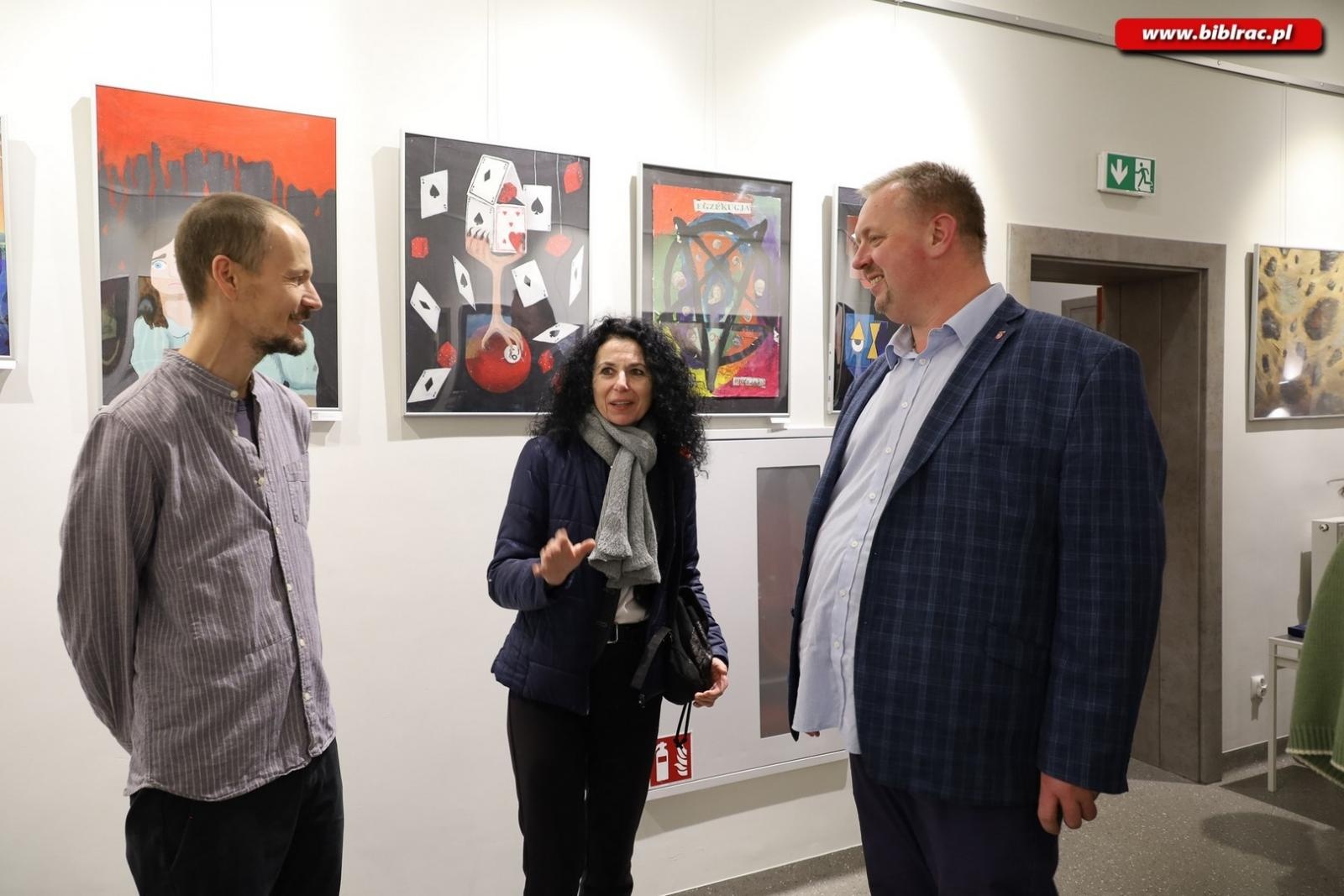 Zdjęcie w galerii na portalu naszraciborz.pl: Uczniowie z Plastyka pokazali swoje prace w Gawrze wiadomości z regionu