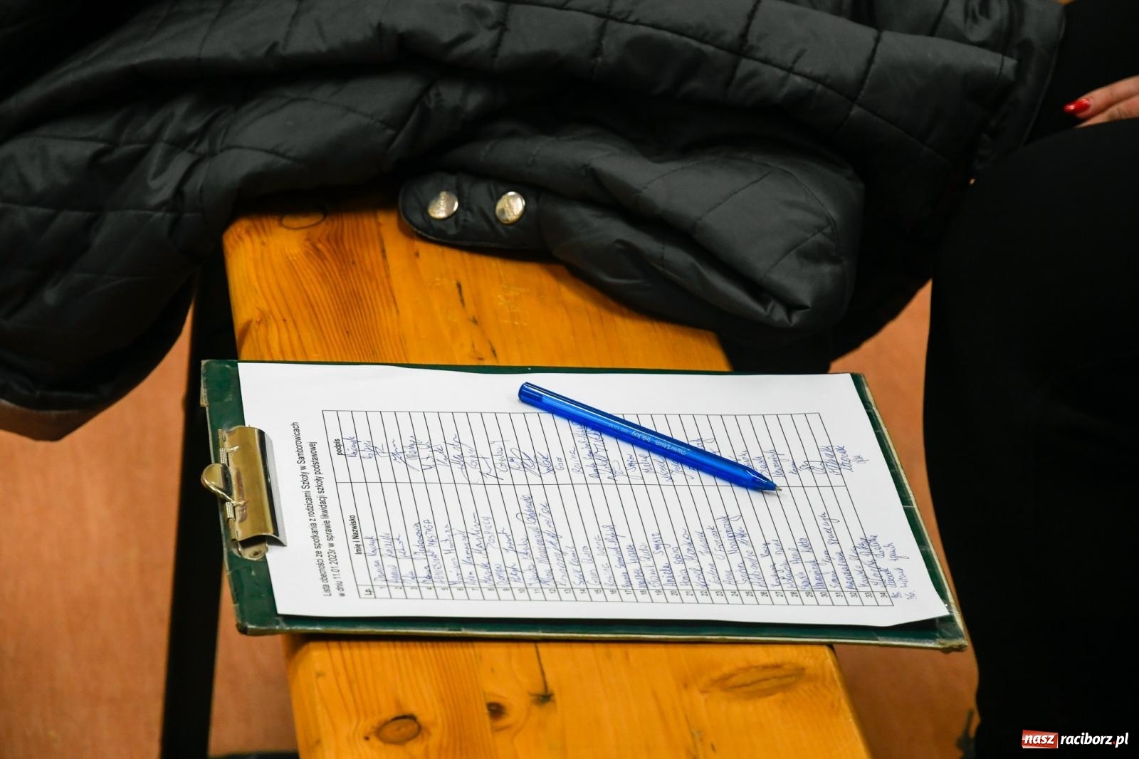 Zdjęcie w galerii na portalu naszraciborz.pl: Life is brutal. Gorąca dyskusja w Samborowicach o przyszłości szkoły wiadomości z regionu