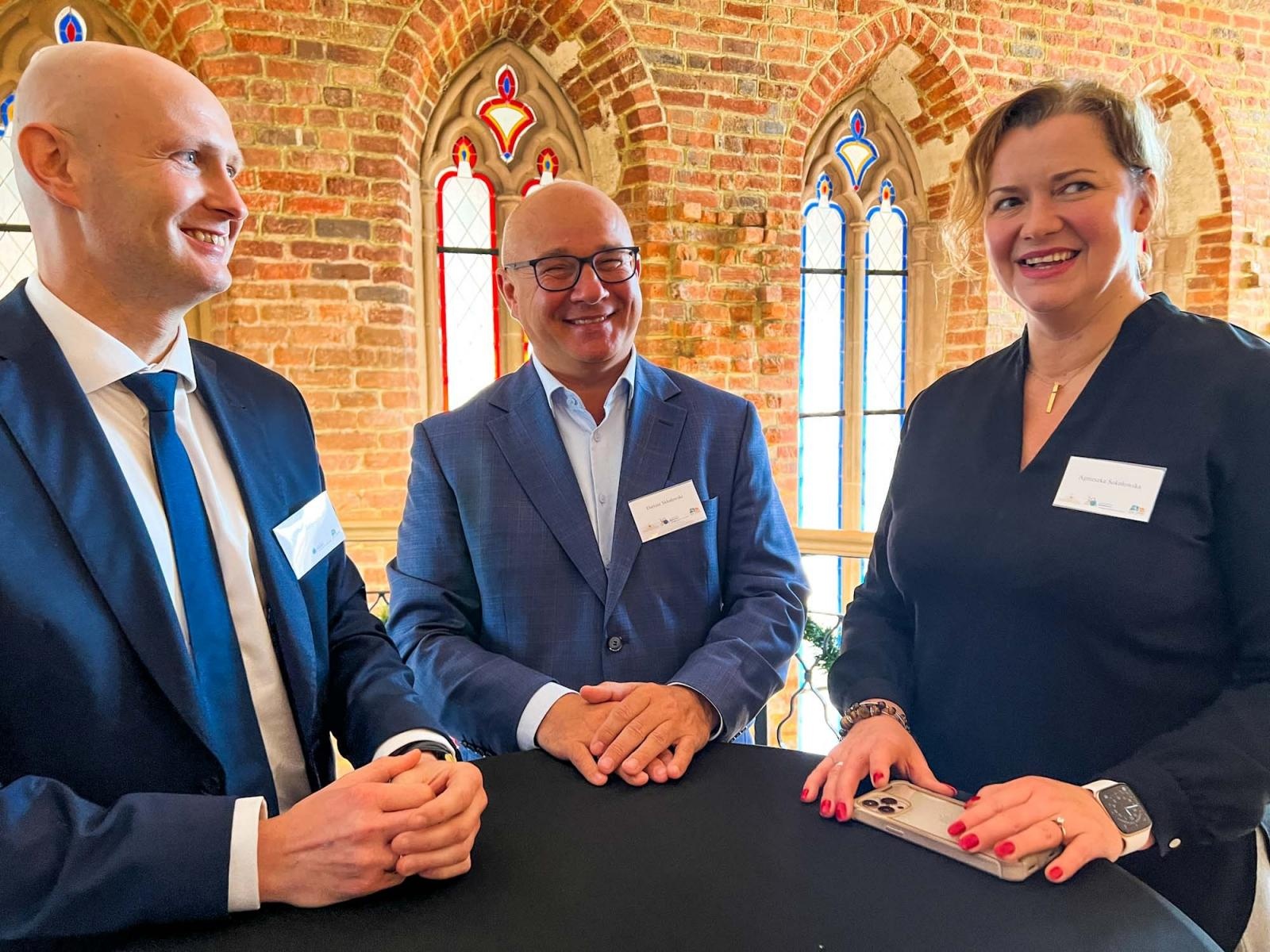 Zdjęcie w galerii na portalu naszraciborz.pl: Na zamku dyskutowano o zmianach w podatkach i prawie pracy wiadomości z regionu