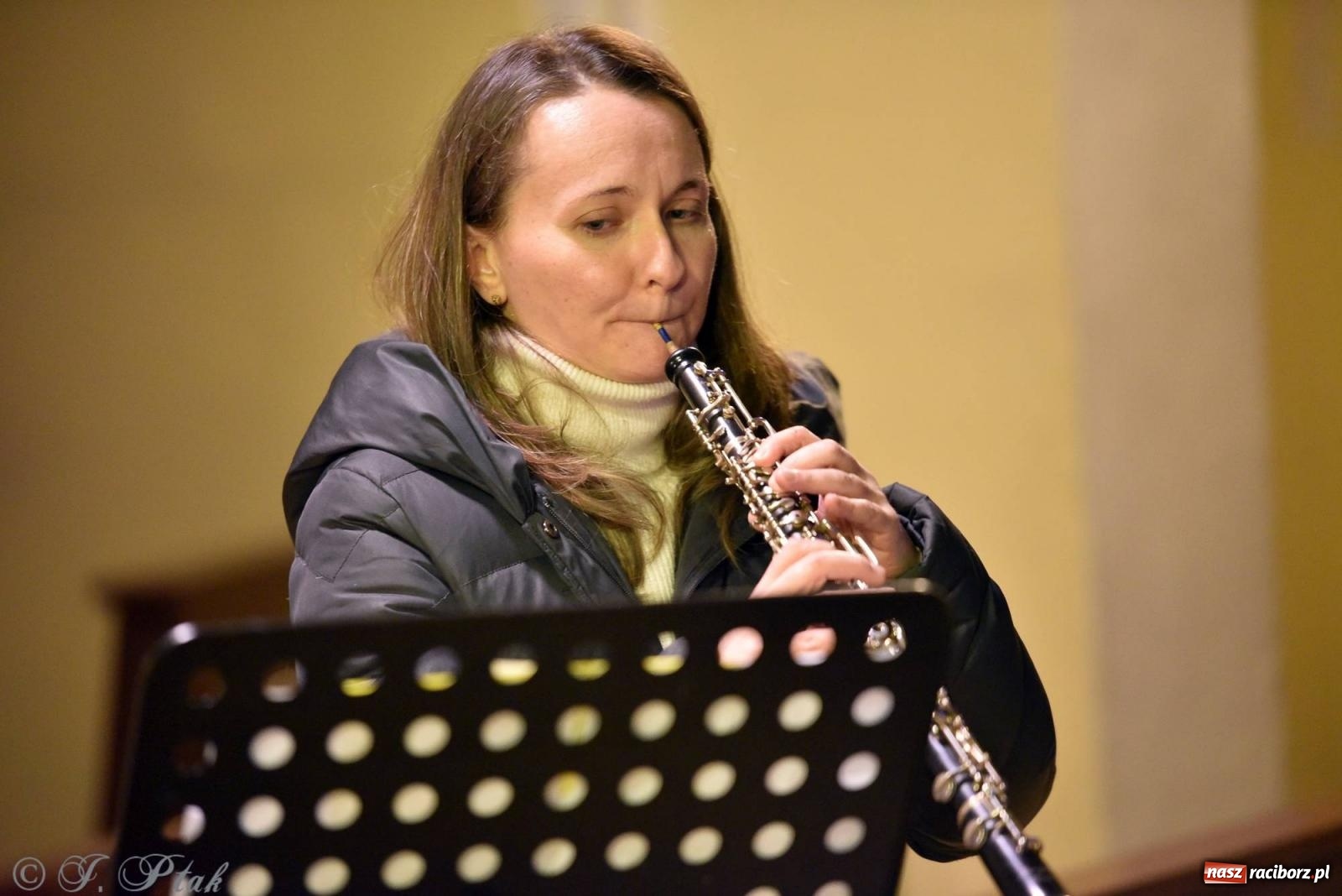 Zdjęcie w galerii na portalu naszraciborz.pl: W kolędowym klimacie w kościele NSPJ [FOTO i WIDEO] wiadomości z regionu