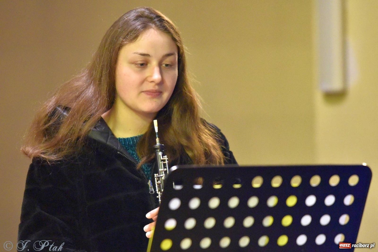 Zdjęcie w galerii na portalu naszraciborz.pl: W kolędowym klimacie w kościele NSPJ [FOTO i WIDEO] wiadomości z regionu