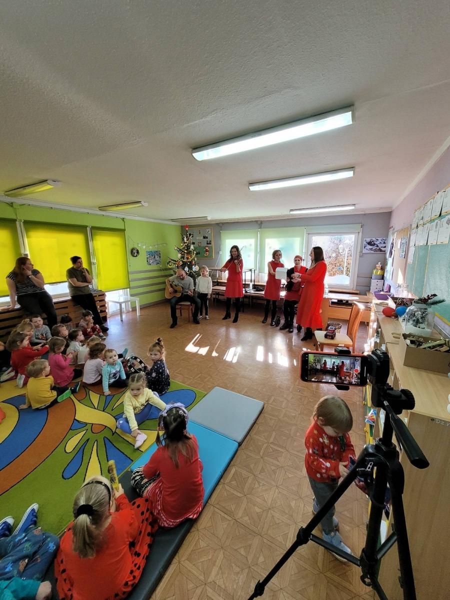 Zdjęcie w galerii na portalu naszraciborz.pl: Kwartet babski w przedszkolu na Polnej wiadomości z regionu