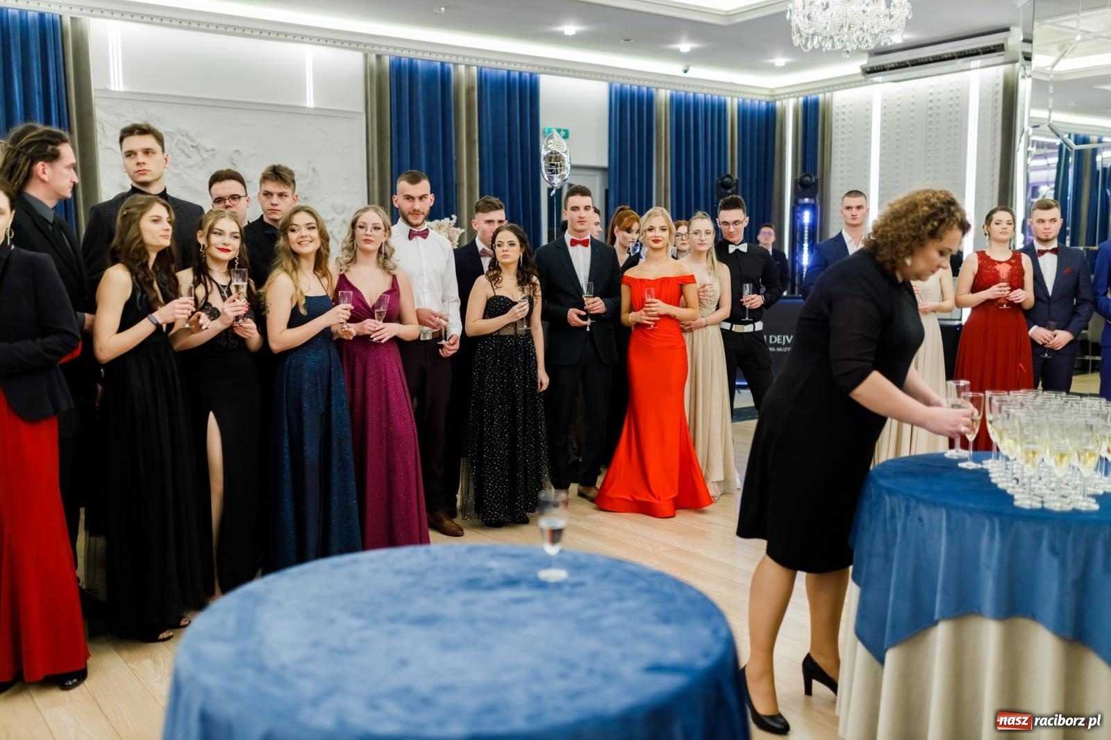 Zdjęcie w galerii na portalu naszraciborz.pl: Studniówka Budowlanki i Gastronomika w Bieńkowicach [FOTO i WIDEO] wiadomości z regionu