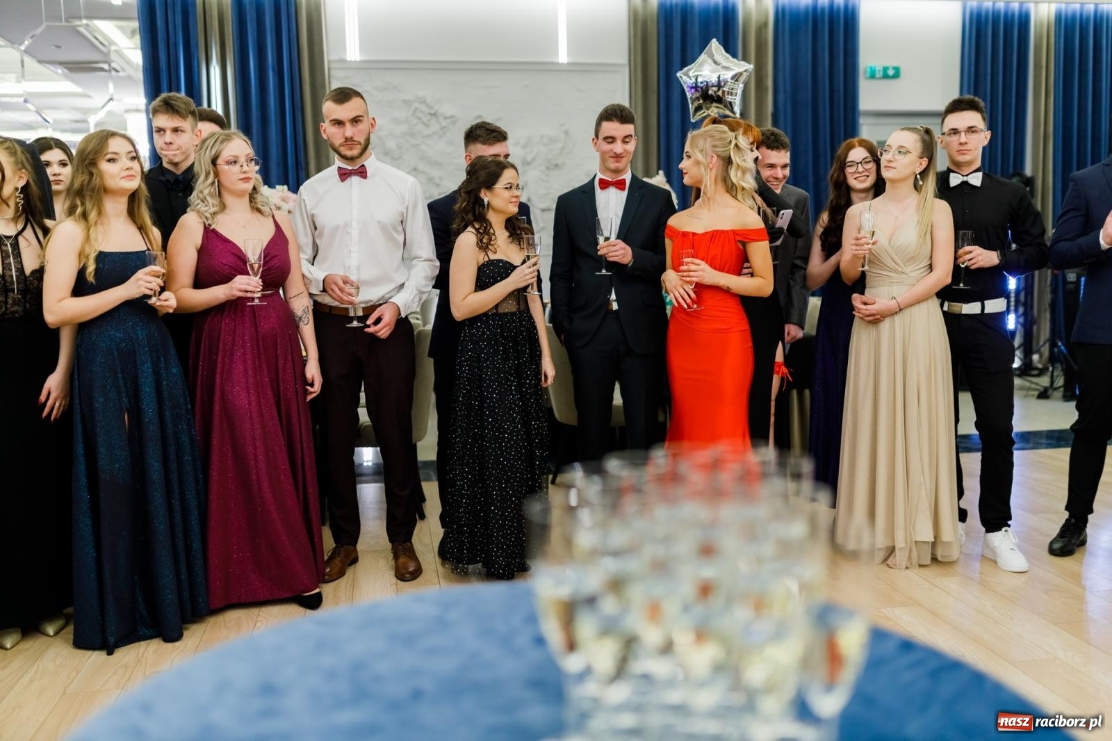 Zdjęcie w galerii na portalu naszraciborz.pl: Studniówka Budowlanki i Gastronomika w Bieńkowicach [FOTO i WIDEO] wiadomości z regionu