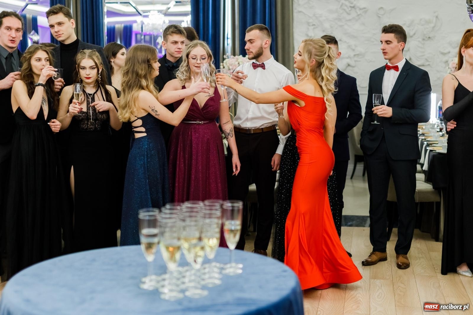 Zdjęcie w galerii na portalu naszraciborz.pl: Studniówka Budowlanki i Gastronomika w Bieńkowicach [FOTO i WIDEO] wiadomości z regionu