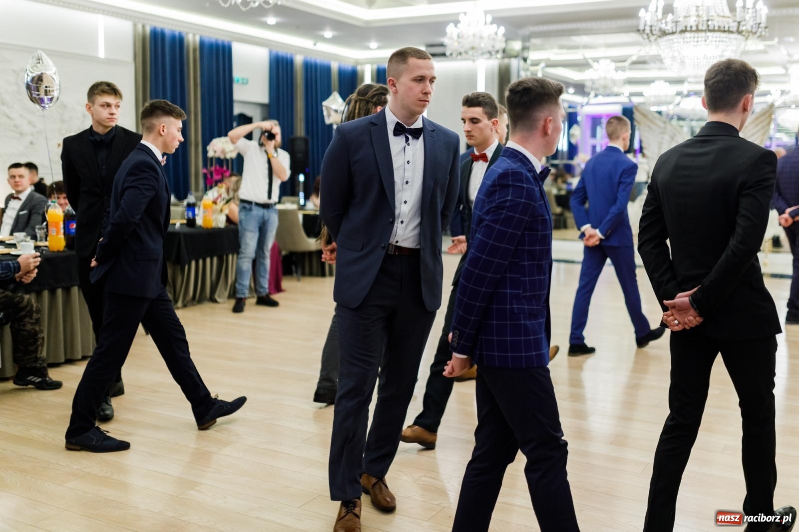 Zdjęcie w galerii na portalu naszraciborz.pl: Studniówka Budowlanki i Gastronomika w Bieńkowicach [FOTO i WIDEO] wiadomości z regionu