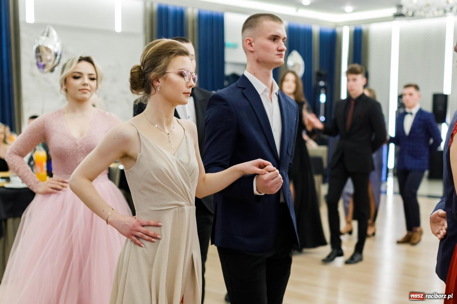 Zdjęcie w galerii na portalu naszraciborz.pl: Studniówka Budowlanki i Gastronomika w Bieńkowicach [FOTO i WIDEO] wiadomości z regionu