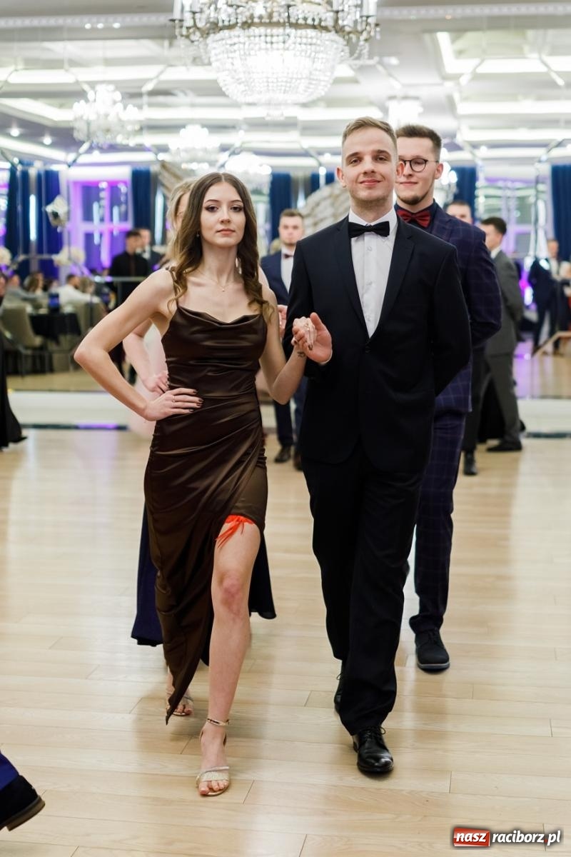 Zdjęcie w galerii na portalu naszraciborz.pl: Studniówka Budowlanki i Gastronomika w Bieńkowicach [FOTO i WIDEO] wiadomości z regionu