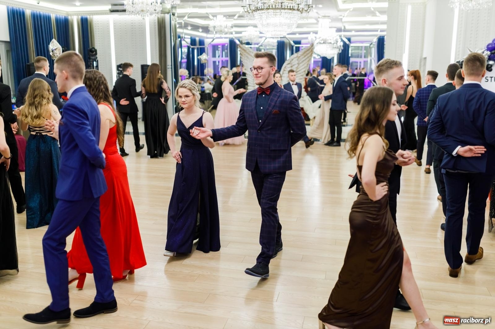 Zdjęcie w galerii na portalu naszraciborz.pl: Studniówka Budowlanki i Gastronomika w Bieńkowicach [FOTO i WIDEO] wiadomości z regionu