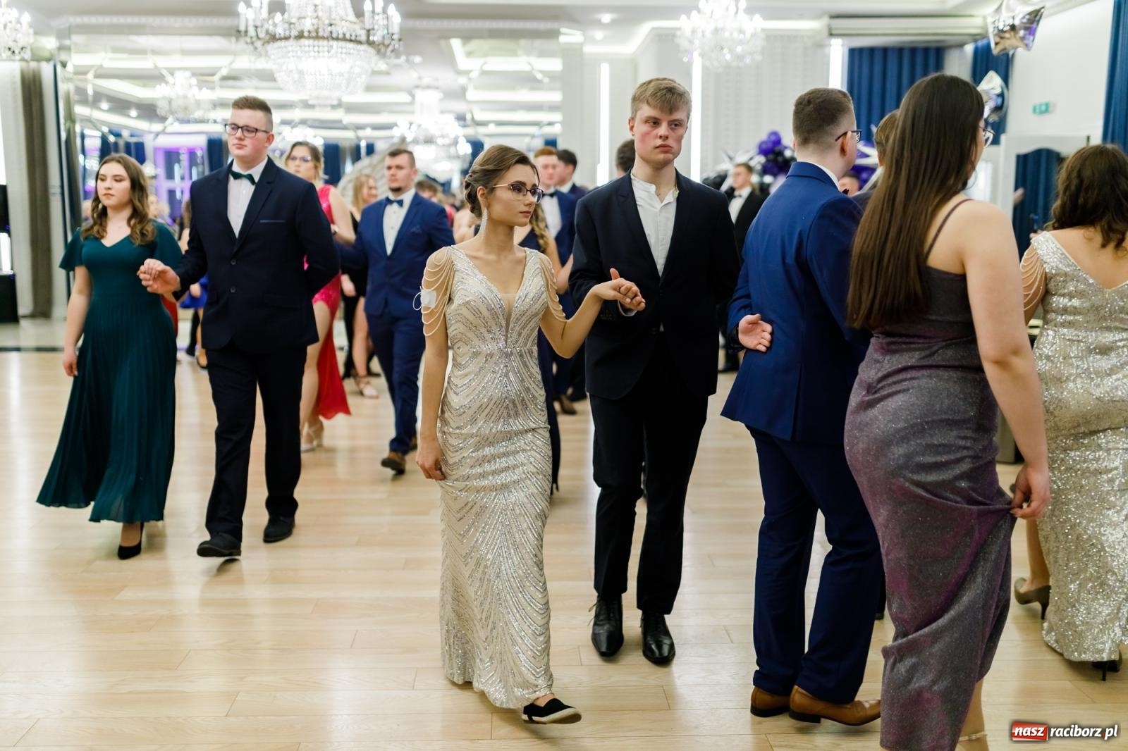 Zdjęcie w galerii na portalu naszraciborz.pl: Studniówka Budowlanki i Gastronomika w Bieńkowicach [FOTO i WIDEO] wiadomości z regionu