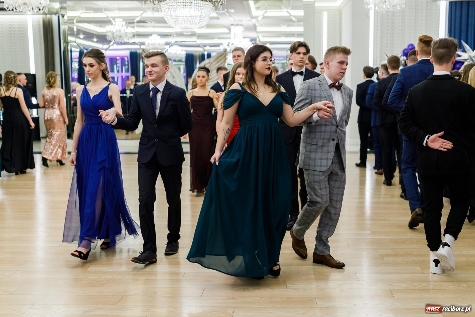 Zdjęcie w galerii na portalu naszraciborz.pl: Studniówka Budowlanki i Gastronomika w Bieńkowicach [FOTO i WIDEO] wiadomości z regionu