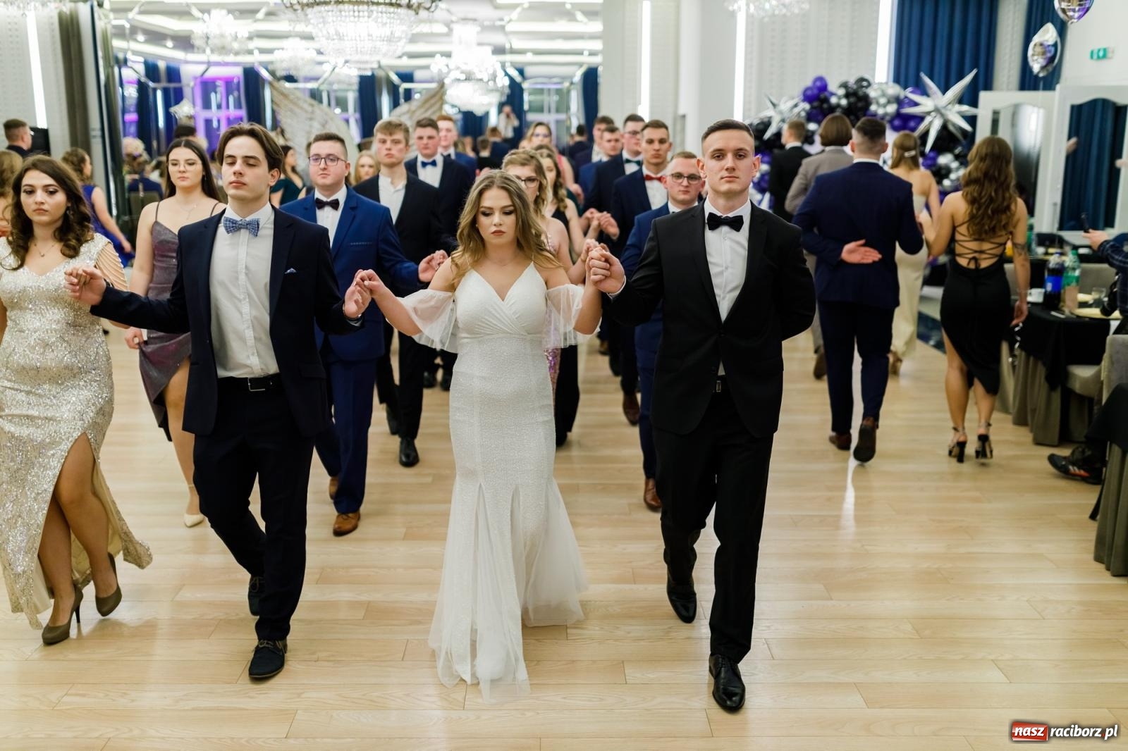 Zdjęcie w galerii na portalu naszraciborz.pl: Studniówka Budowlanki i Gastronomika w Bieńkowicach [FOTO i WIDEO] wiadomości z regionu