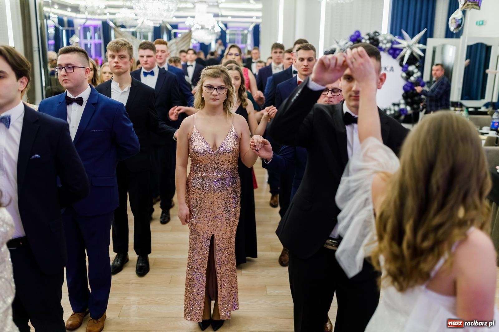 Zdjęcie w galerii na portalu naszraciborz.pl: Studniówka Budowlanki i Gastronomika w Bieńkowicach [FOTO i WIDEO] wiadomości z regionu