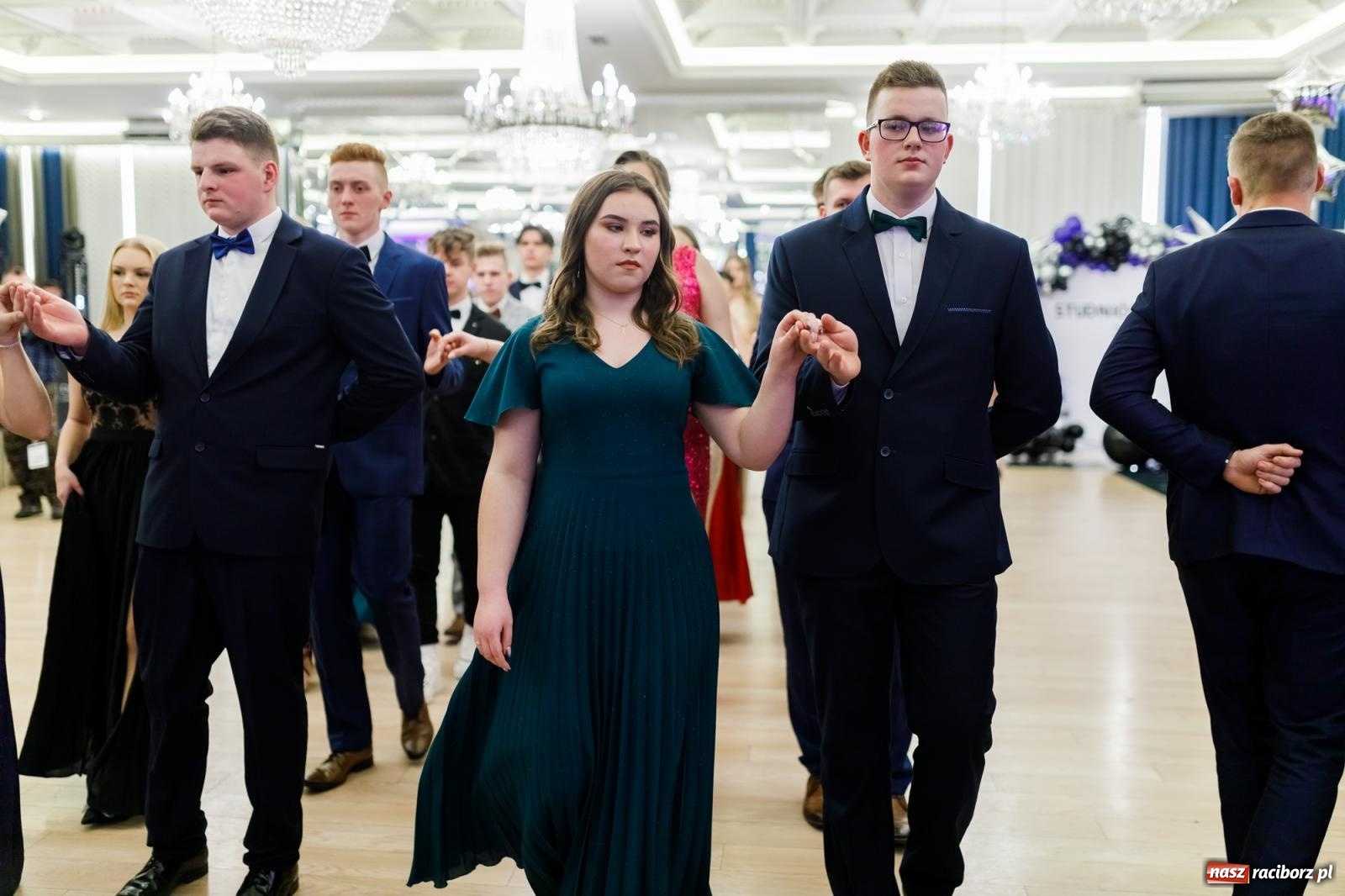 Zdjęcie w galerii na portalu naszraciborz.pl: Studniówka Budowlanki i Gastronomika w Bieńkowicach [FOTO i WIDEO] wiadomości z regionu