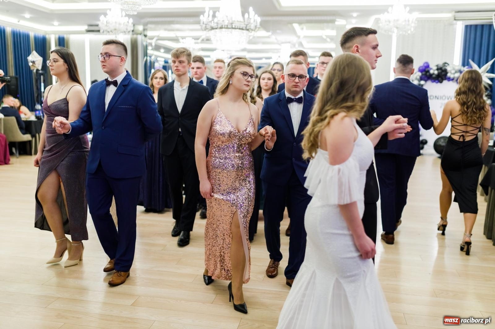 Zdjęcie w galerii na portalu naszraciborz.pl: Studniówka Budowlanki i Gastronomika w Bieńkowicach [FOTO i WIDEO] wiadomości z regionu