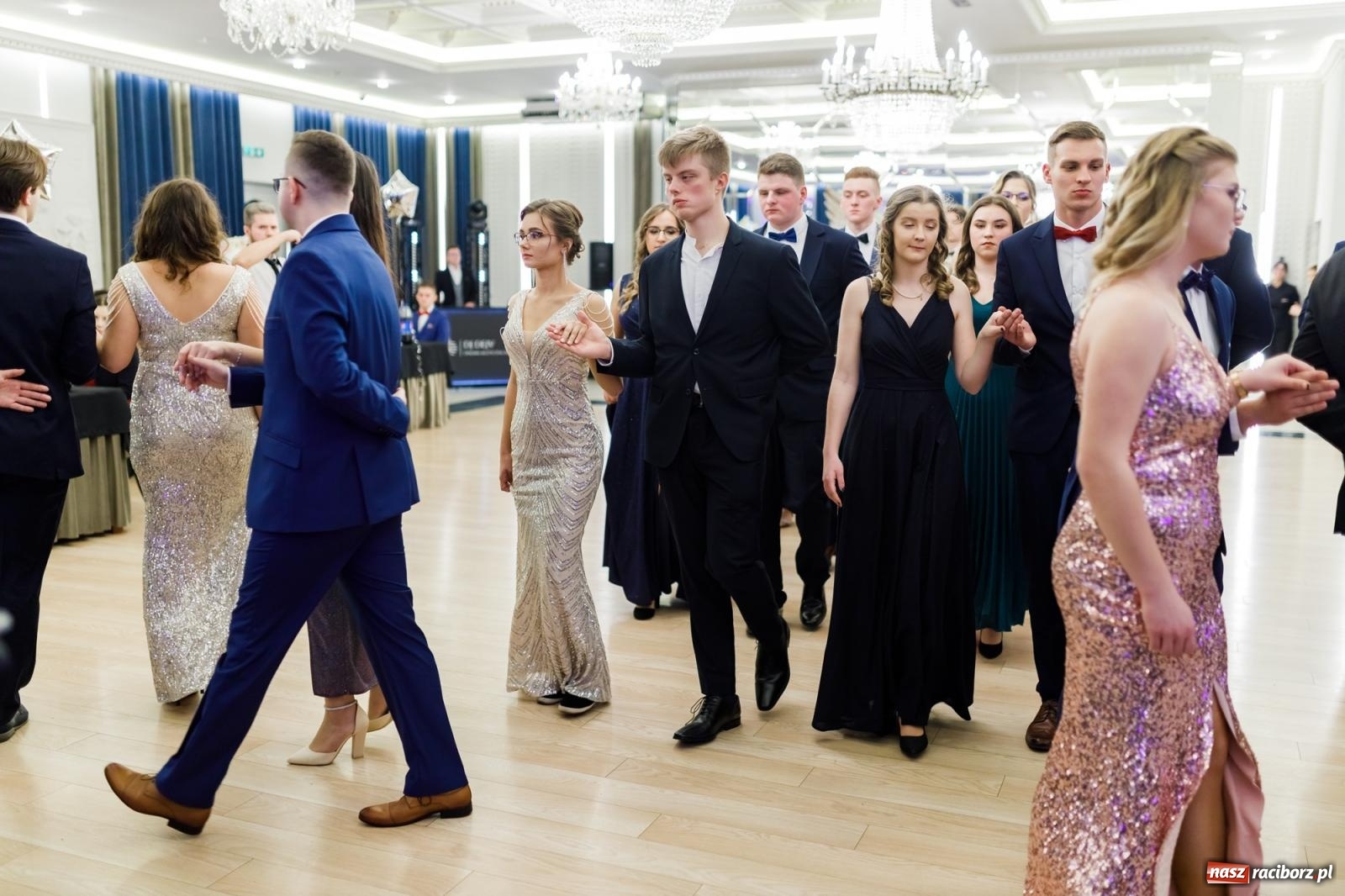 Zdjęcie w galerii na portalu naszraciborz.pl: Studniówka Budowlanki i Gastronomika w Bieńkowicach [FOTO i WIDEO] wiadomości z regionu