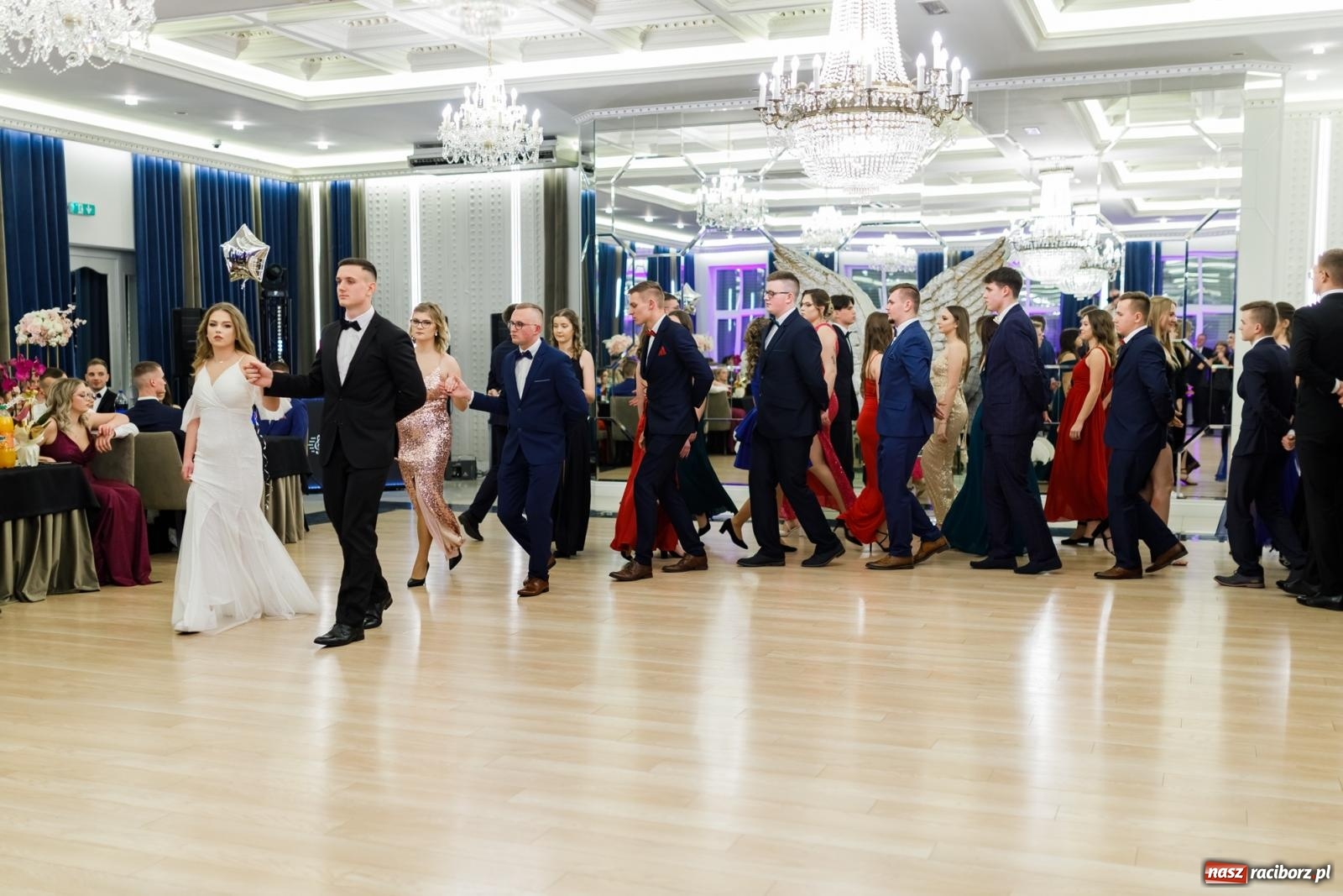 Zdjęcie w galerii na portalu naszraciborz.pl: Studniówka Budowlanki i Gastronomika w Bieńkowicach [FOTO i WIDEO] wiadomości z regionu