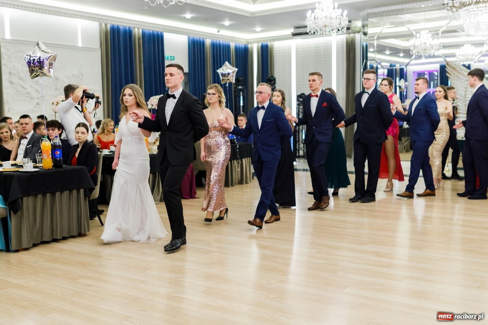 Zdjęcie w galerii na portalu naszraciborz.pl: Studniówka Budowlanki i Gastronomika w Bieńkowicach [FOTO i WIDEO] wiadomości z regionu