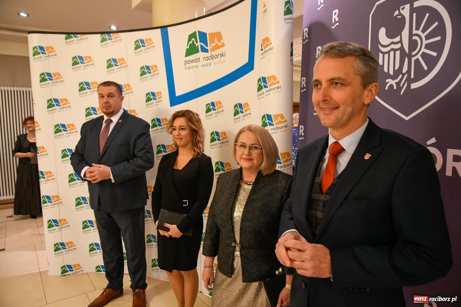 Zdjęcie w galerii na portalu naszraciborz.pl: Raciborski koncert noworoczny. Filharmonicy ostrawscy wypełnili RCK [FOTO i WIDEO] wiadomości z regionu