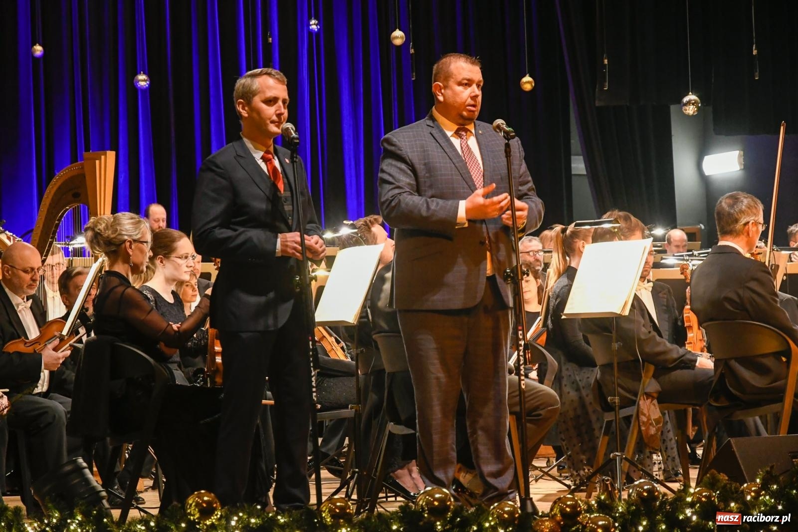 Zdjęcie w galerii na portalu naszraciborz.pl: Raciborski koncert noworoczny. Filharmonicy ostrawscy wypełnili RCK [FOTO i WIDEO] wiadomości z regionu