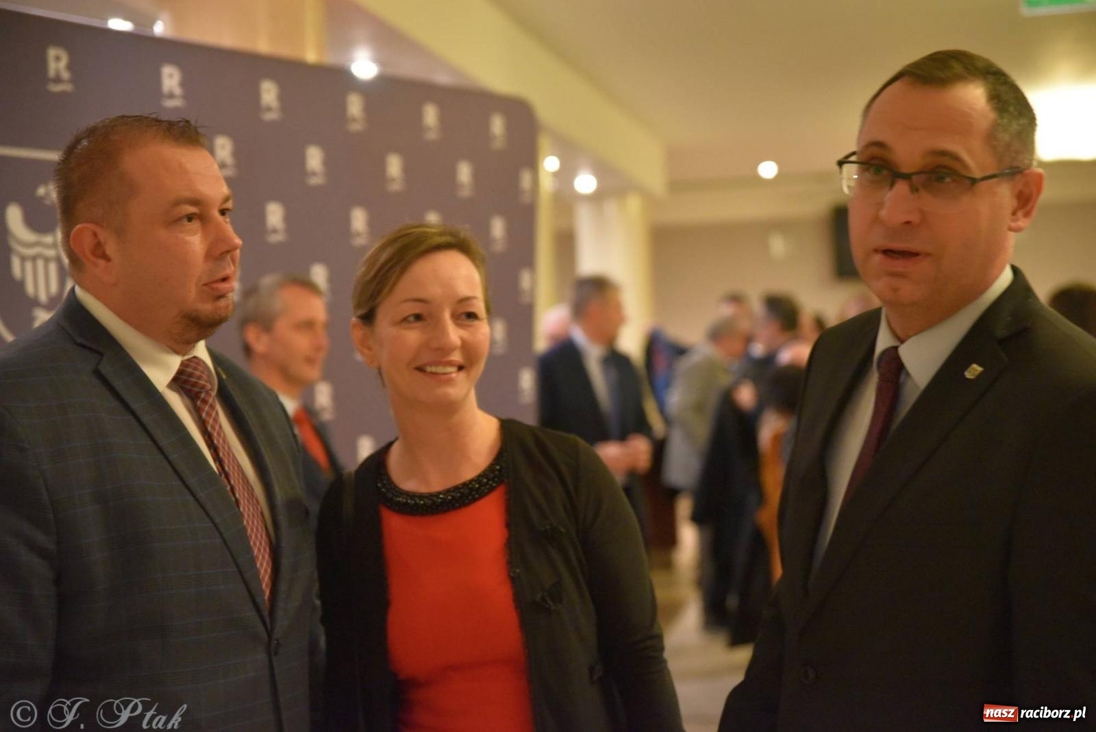 Zdjęcie w galerii na portalu naszraciborz.pl: Raciborski koncert noworoczny. Filharmonicy ostrawscy wypełnili RCK [FOTO i WIDEO] wiadomości z regionu