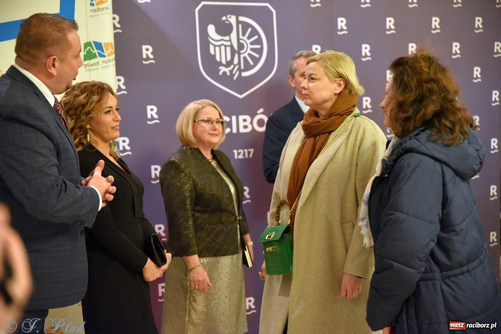 Zdjęcie w galerii na portalu naszraciborz.pl: Raciborski koncert noworoczny. Filharmonicy ostrawscy wypełnili RCK [FOTO i WIDEO] wiadomości z regionu