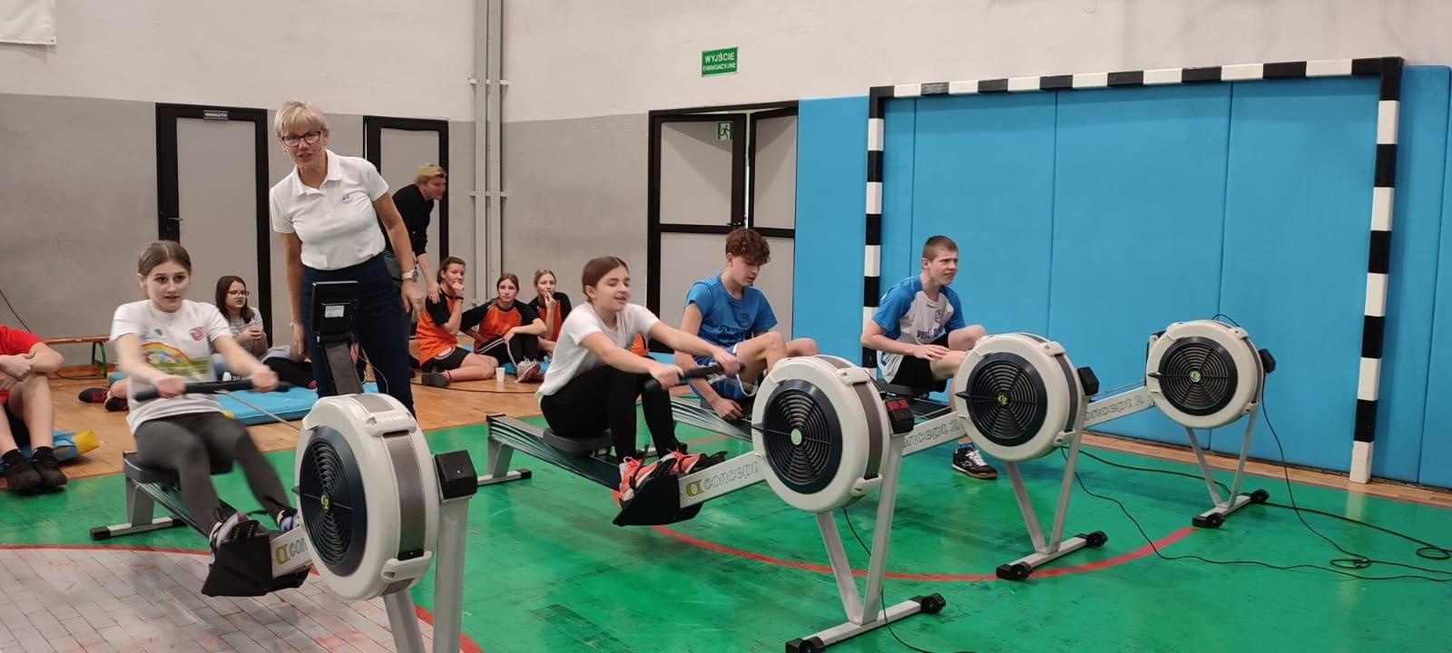 Zdjęcie w galerii na portalu naszraciborz.pl: Pierwsze wiosłowanie w PCS wiadomości z regionu