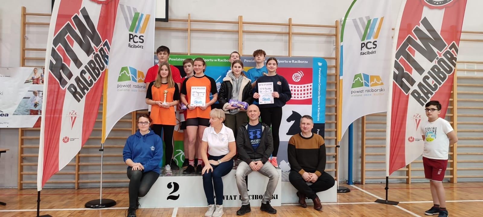 Zdjęcie w galerii na portalu naszraciborz.pl: Pierwsze wiosłowanie w PCS wiadomości z regionu