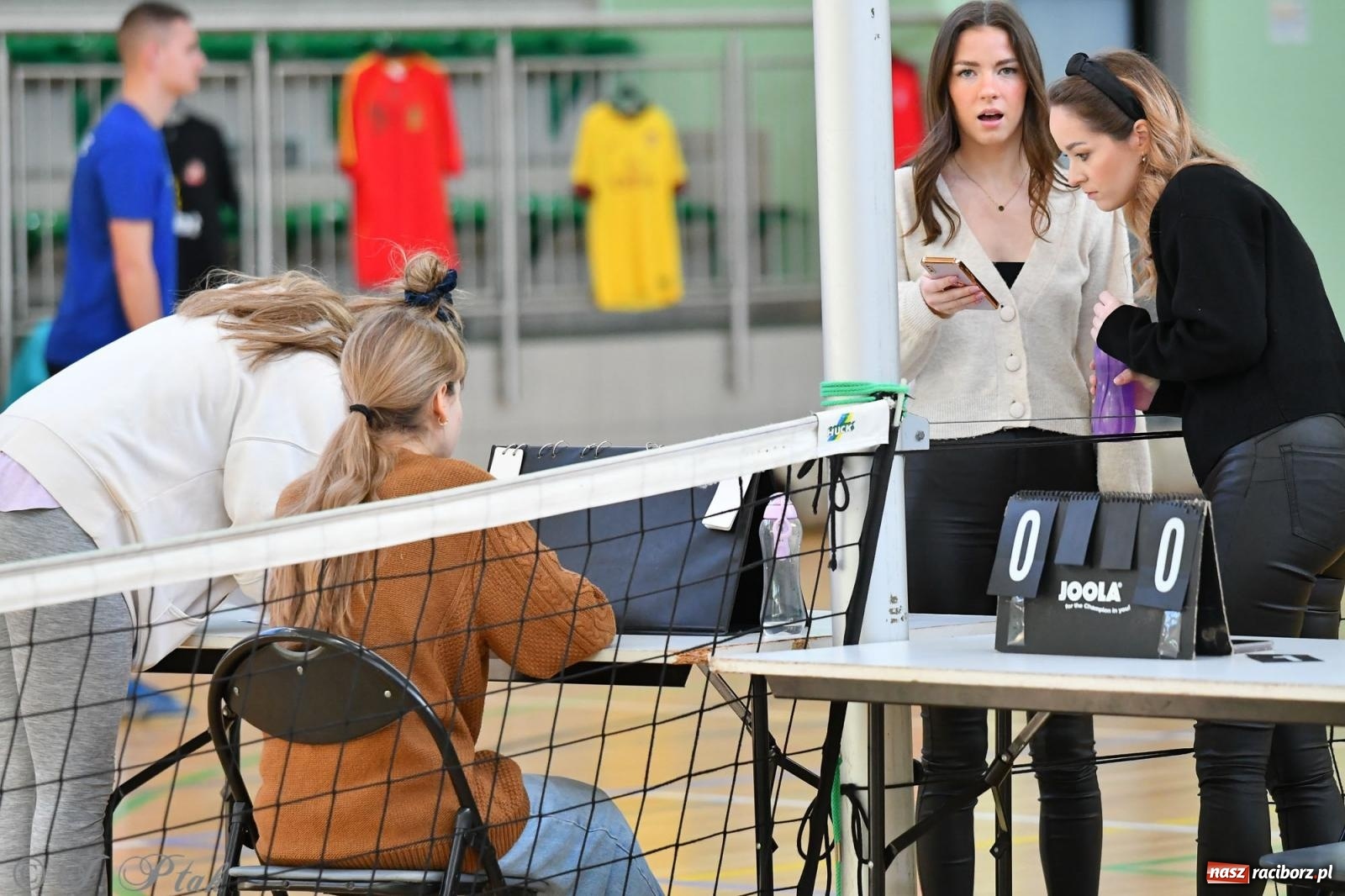 Zdjęcie w galerii na portalu naszraciborz.pl: Turniej siatkonogi w hali przy Łąkowej [FOTO] wiadomości z regionu