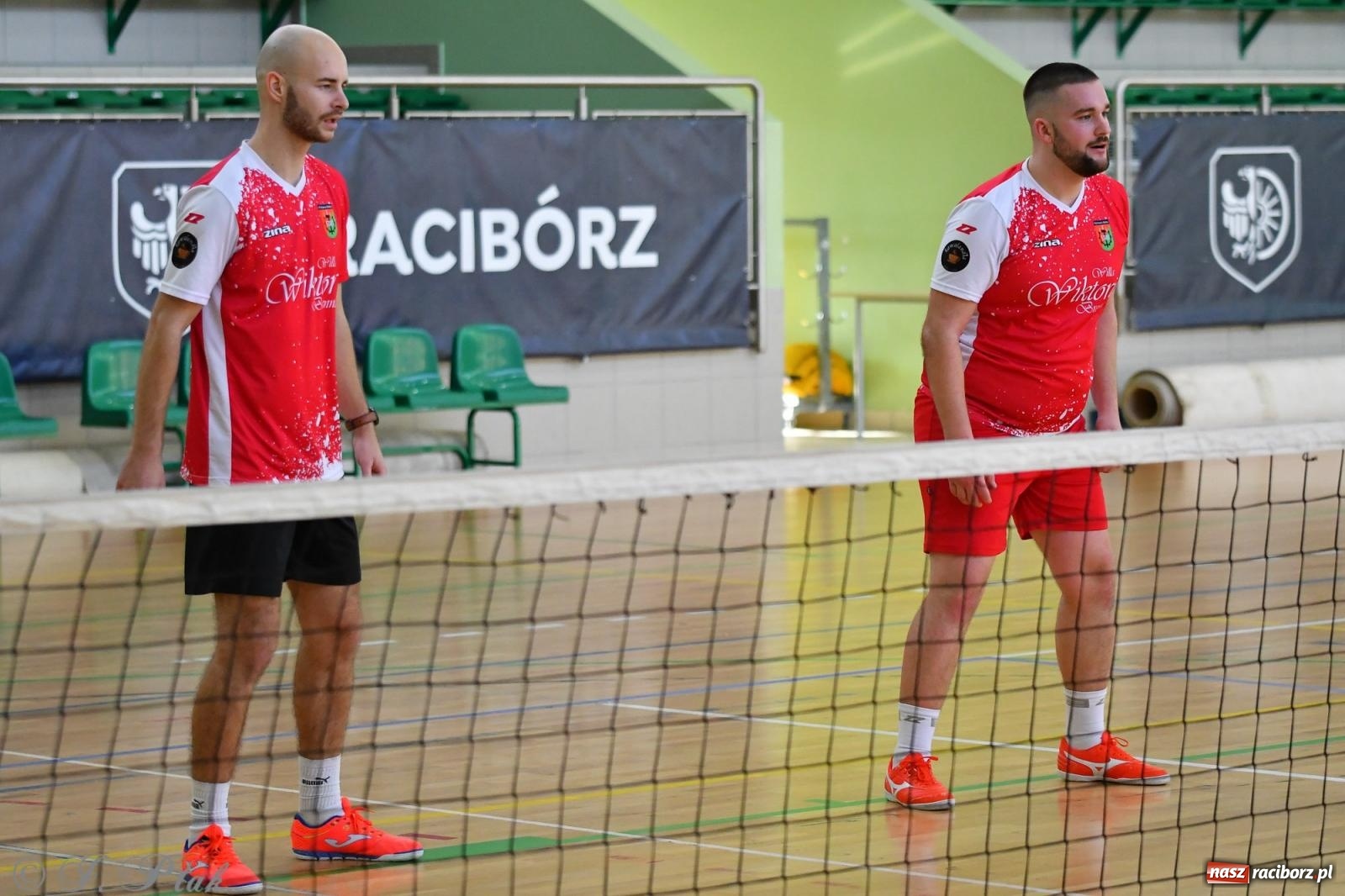 Zdjęcie w galerii na portalu naszraciborz.pl: Turniej siatkonogi w hali przy Łąkowej [FOTO] wiadomości z regionu