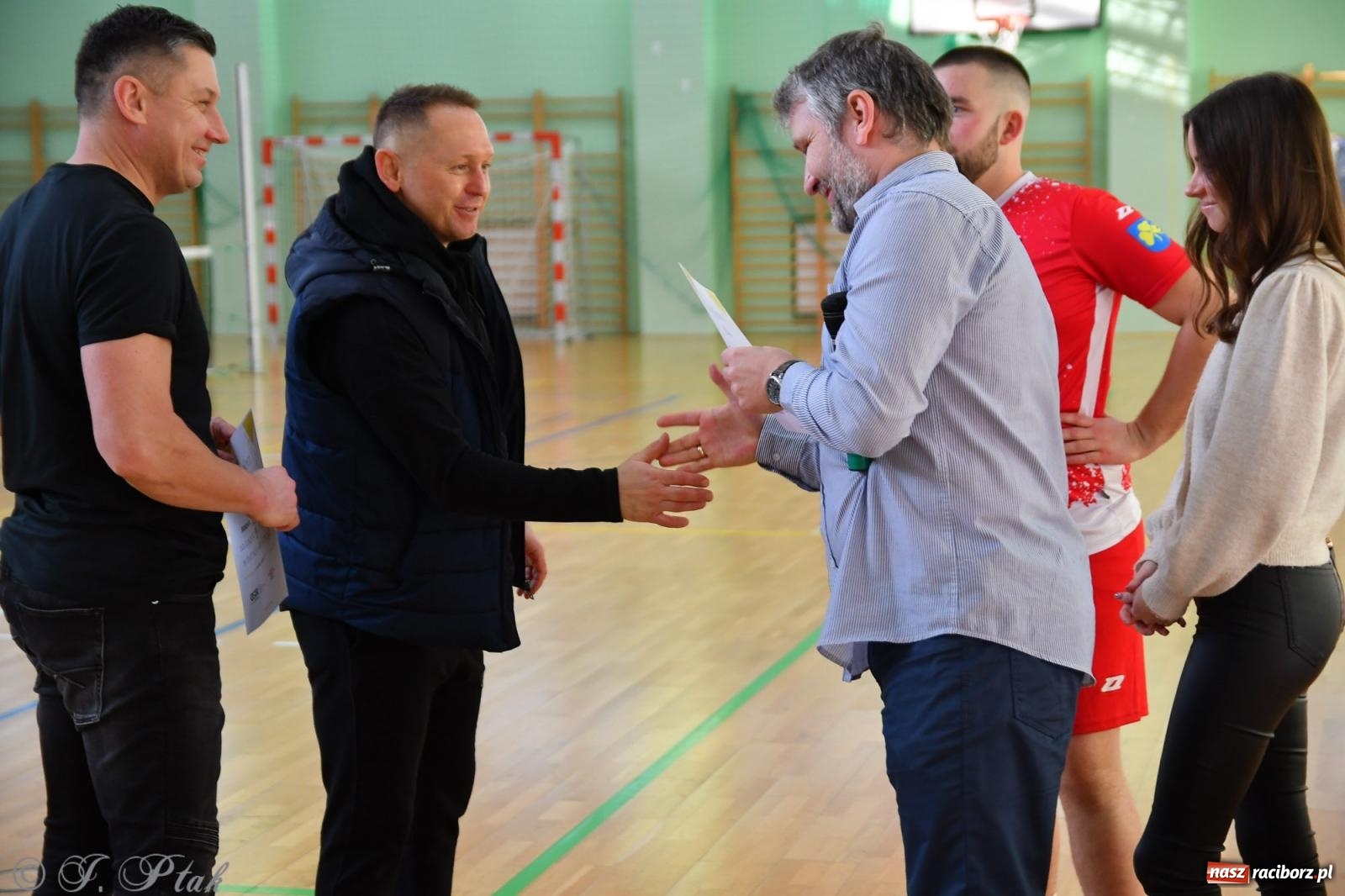 Zdjęcie w galerii na portalu naszraciborz.pl: Turniej siatkonogi w hali przy Łąkowej [FOTO] wiadomości z regionu