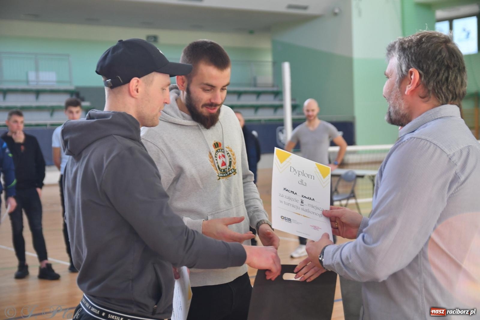 Zdjęcie w galerii na portalu naszraciborz.pl: Turniej siatkonogi w hali przy Łąkowej [FOTO] wiadomości z regionu