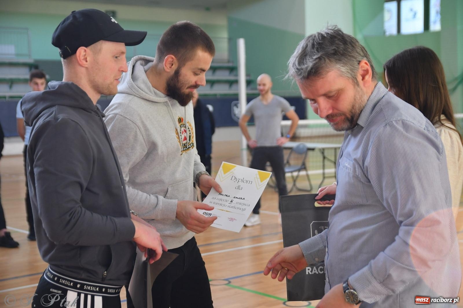 Zdjęcie w galerii na portalu naszraciborz.pl: Turniej siatkonogi w hali przy Łąkowej [FOTO] wiadomości z regionu