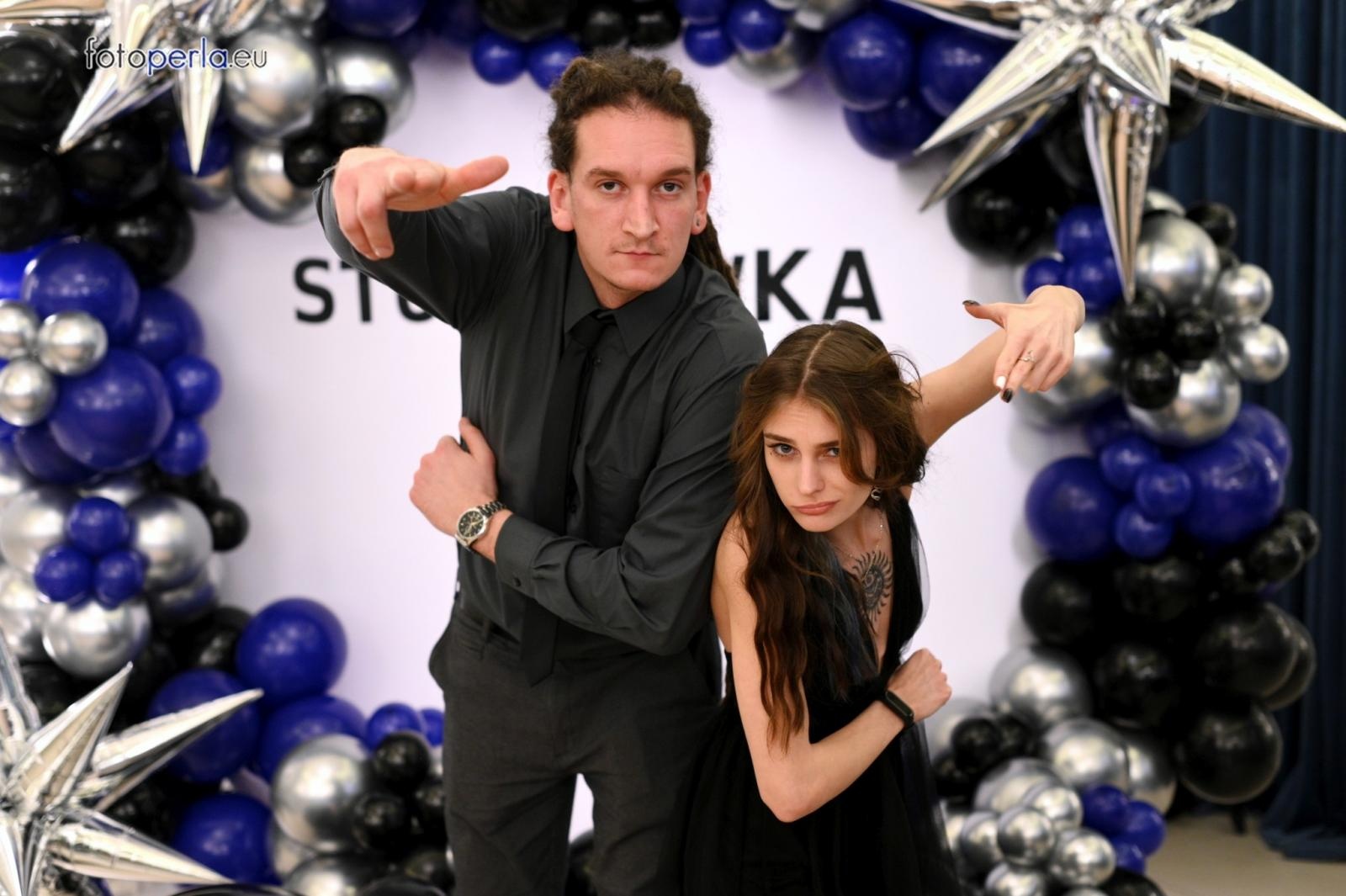 Zdjęcie w galerii na portalu naszraciborz.pl: Studniówka CKZiU nr 1 w Raciborzu - szalona zabawa do białego rana wiadomości z regionu