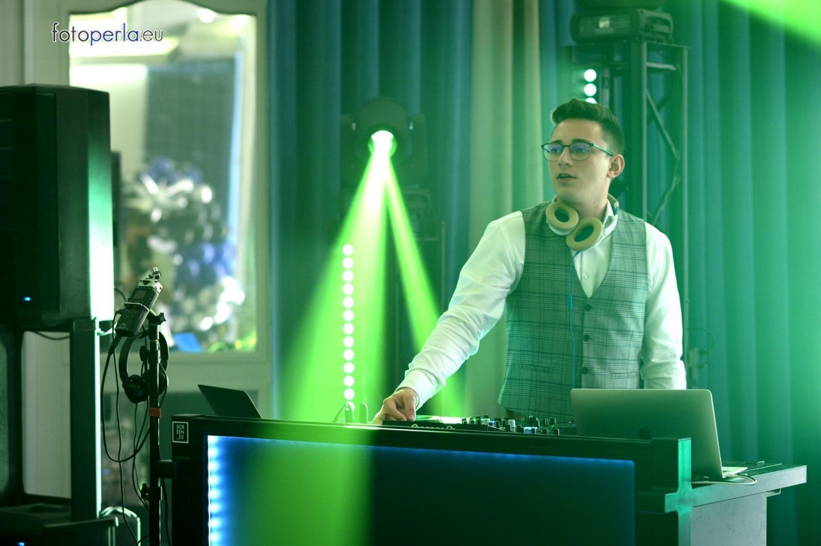 Zdjęcie w galerii na portalu naszraciborz.pl: Studniówka CKZiU nr 1 w Raciborzu - szalona zabawa do białego rana wiadomości z regionu