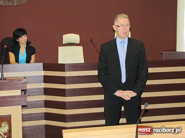 Zdjęcie w galerii na portalu naszraciborz.pl: Pierwsza sesja Młodzieżowej Rady Miasta wiadomości z regionu