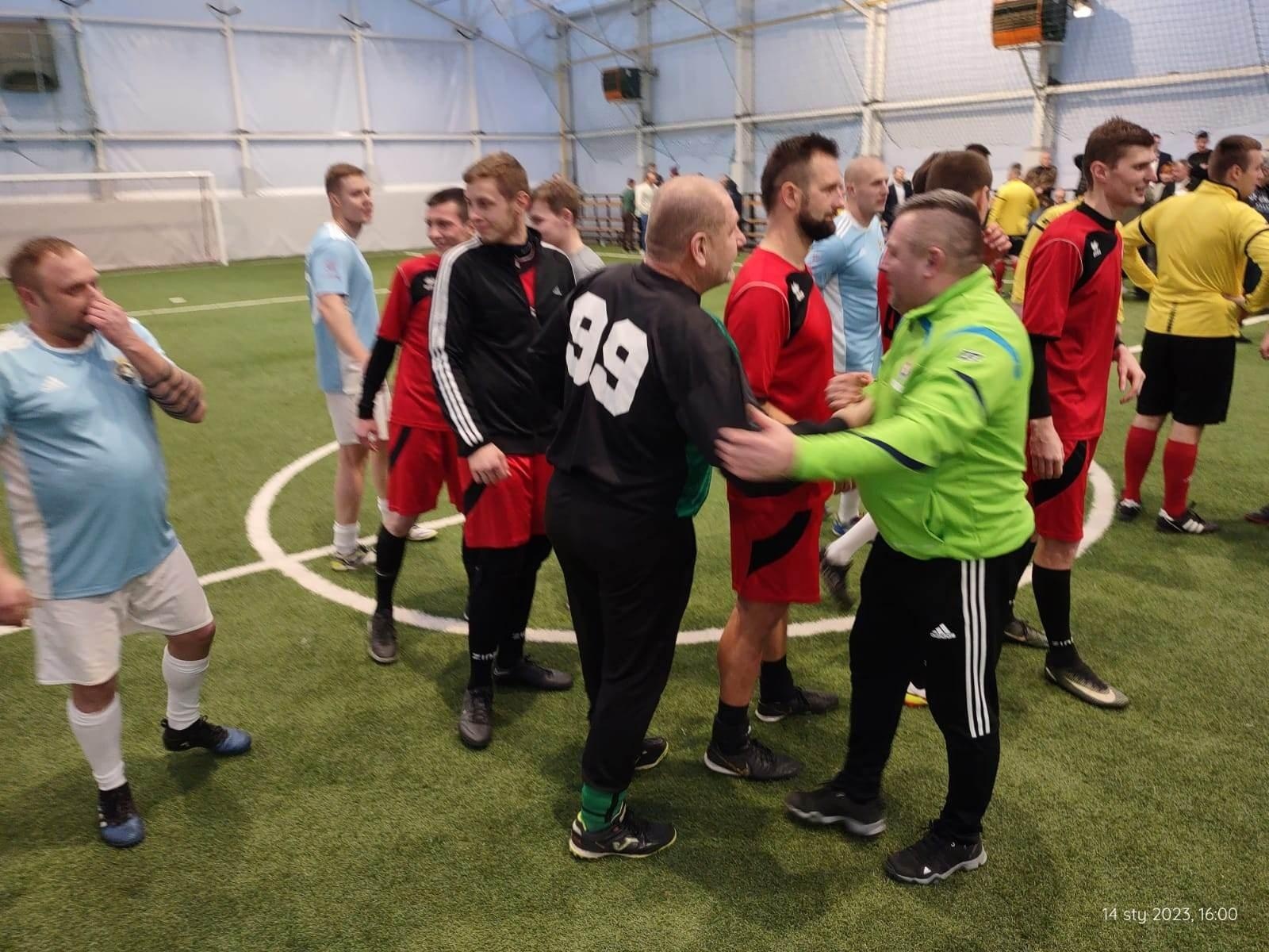 Zdjęcie w galerii na portalu naszraciborz.pl: Sędziowie z Raciborza obronili tytuł mistrzowski wiadomości z regionu