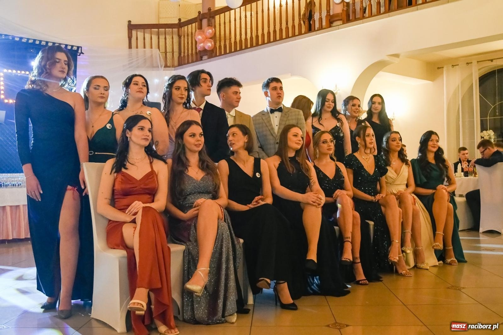 Zdjęcie w galerii na portalu naszraciborz.pl: Raciborski EKONOMIK bawi się na studniówce w Rogowie [FOTO i WIDEO] wiadomości z regionu