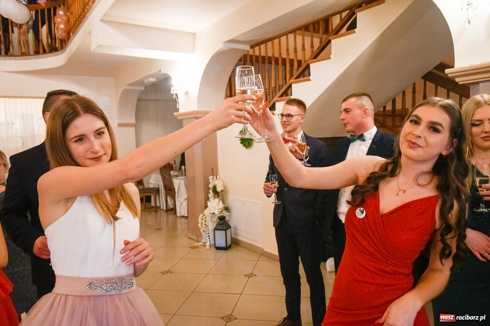 Zdjęcie w galerii na portalu naszraciborz.pl: Raciborski EKONOMIK bawi się na studniówce w Rogowie [FOTO i WIDEO] wiadomości z regionu