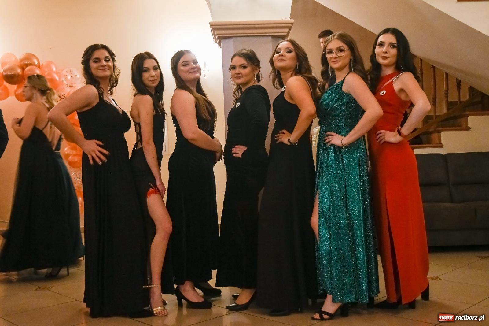 Zdjęcie w galerii na portalu naszraciborz.pl: Raciborski EKONOMIK bawi się na studniówce w Rogowie [FOTO i WIDEO] wiadomości z regionu