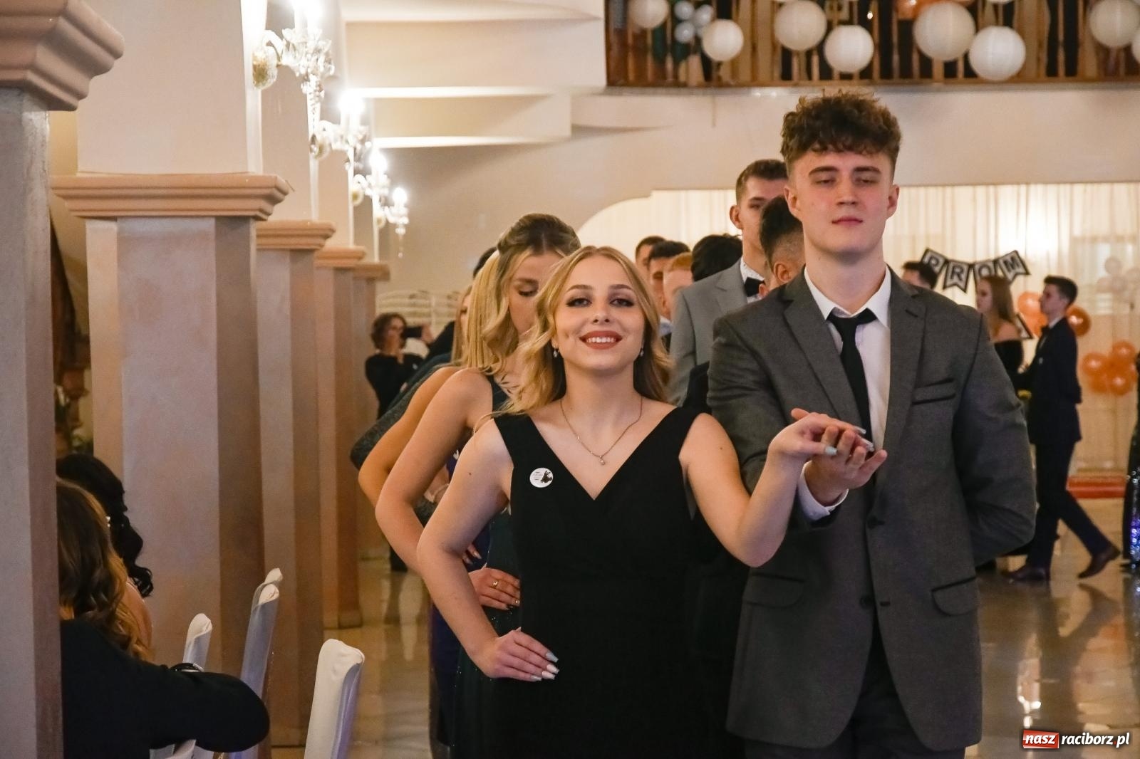 Zdjęcie w galerii na portalu naszraciborz.pl: Raciborski EKONOMIK bawi się na studniówce w Rogowie [FOTO i WIDEO] wiadomości z regionu