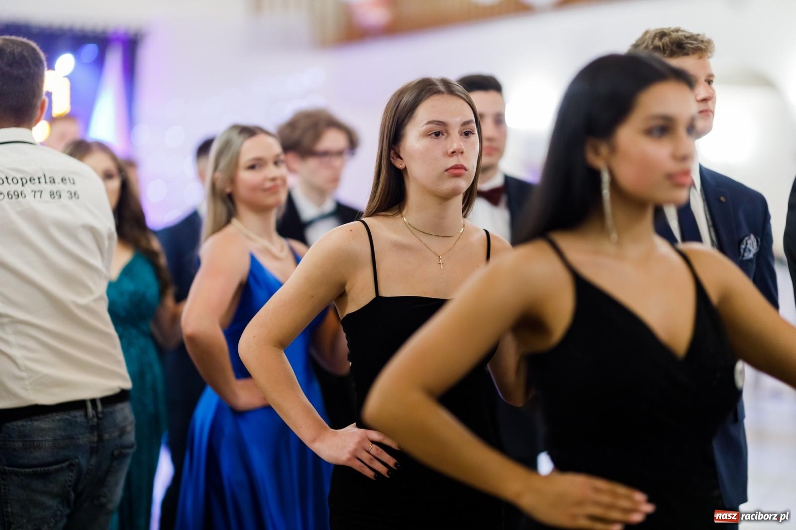 Zdjęcie w galerii na portalu naszraciborz.pl: Raciborski EKONOMIK bawi się na studniówce w Rogowie [FOTO i WIDEO] wiadomości z regionu