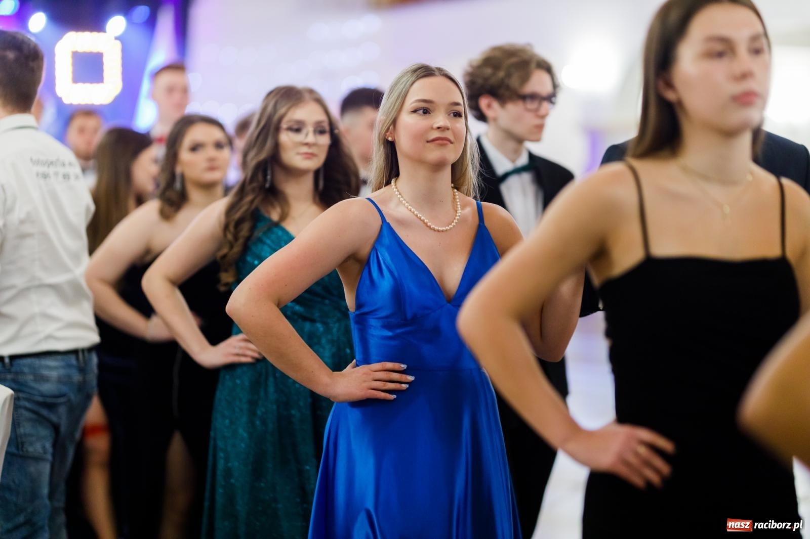 Zdjęcie w galerii na portalu naszraciborz.pl: Raciborski EKONOMIK bawi się na studniówce w Rogowie [FOTO i WIDEO] wiadomości z regionu