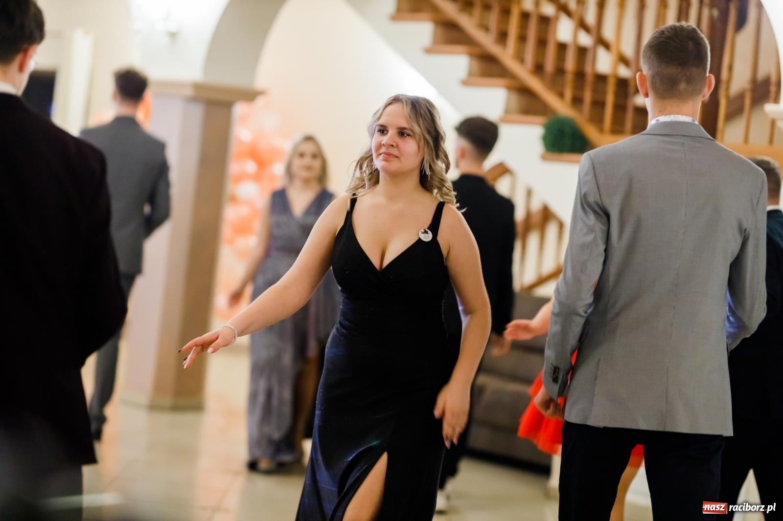 Zdjęcie w galerii na portalu naszraciborz.pl: Raciborski EKONOMIK bawi się na studniówce w Rogowie [FOTO i WIDEO] wiadomości z regionu