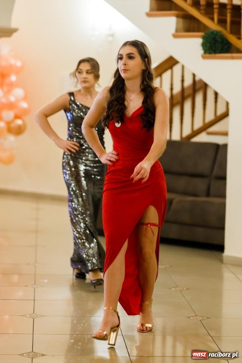 Zdjęcie w galerii na portalu naszraciborz.pl: Raciborski EKONOMIK bawi się na studniówce w Rogowie [FOTO i WIDEO] wiadomości z regionu